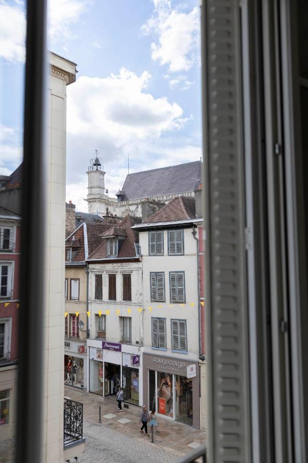 Exceptionnel Appart Haussmannien Au Coeur De Ville Troyes Zewnętrze zdjęcie
